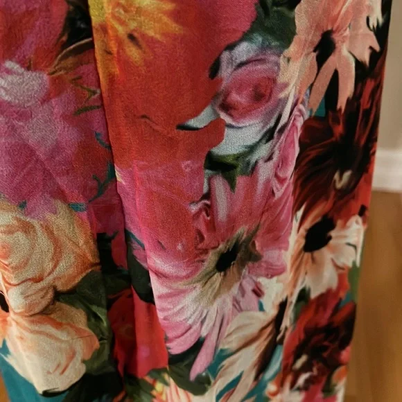 Guess by Marciano floral panels maxi skirt - Picture 10 of 12